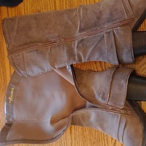 Fergalicious boots size 8